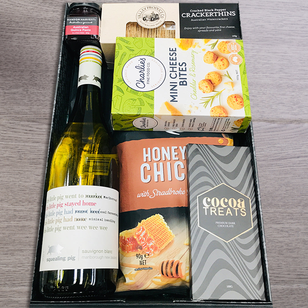 Squealing Pig Wine Hamper