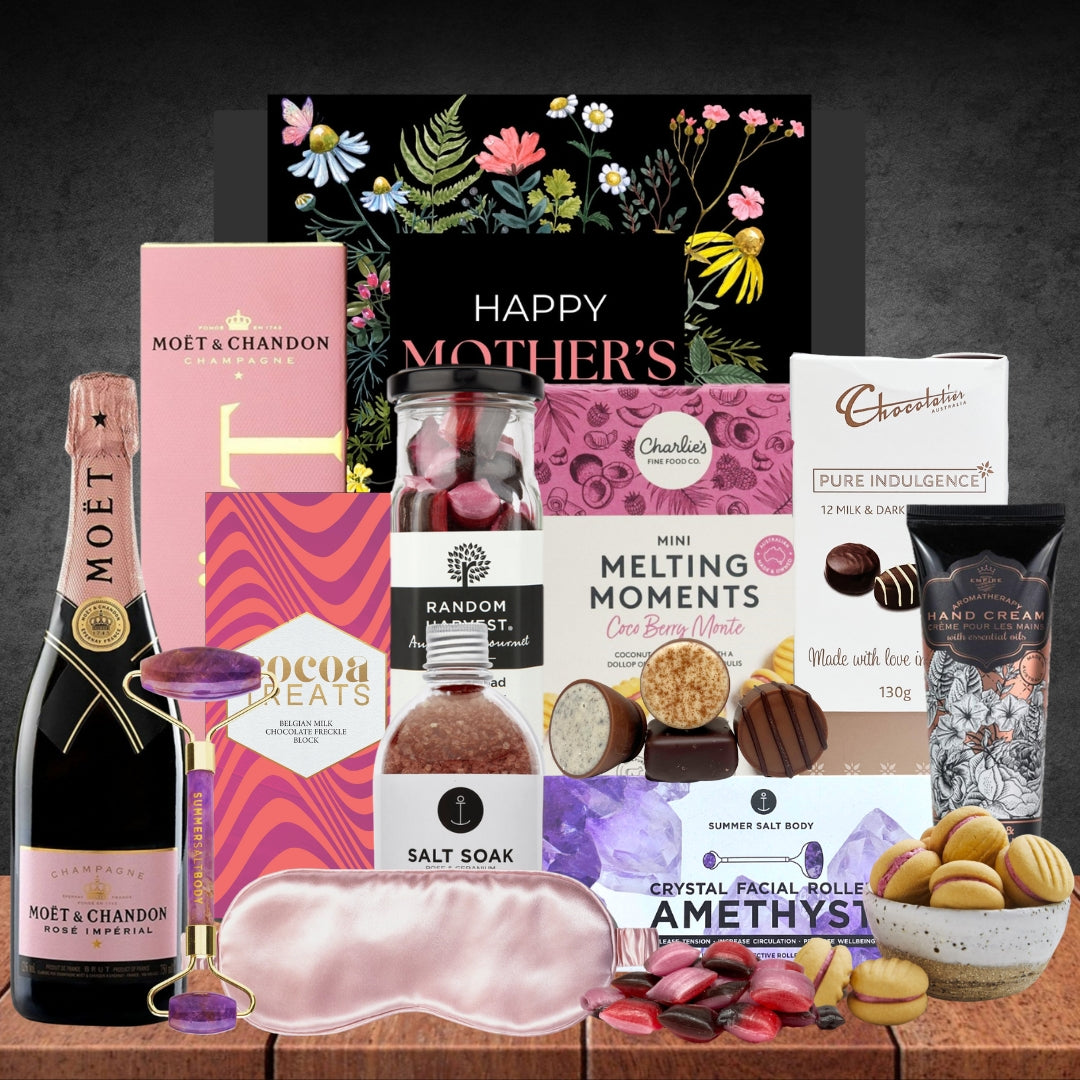 Moet and Pamper Hamper for Mum Featured Image