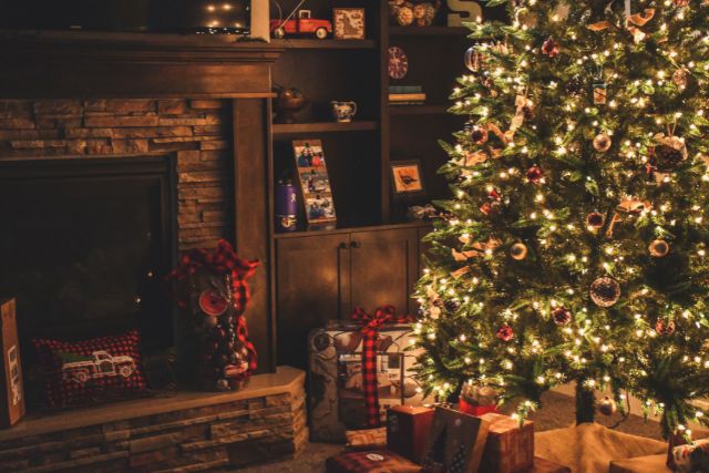 Simple But Extravagant – Christmas Hampers are Budget Friendly & Luxurious