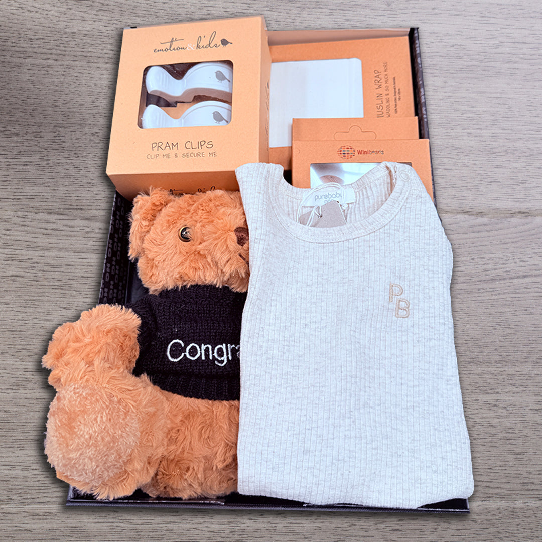 Neutral Newborn Baby Hamper