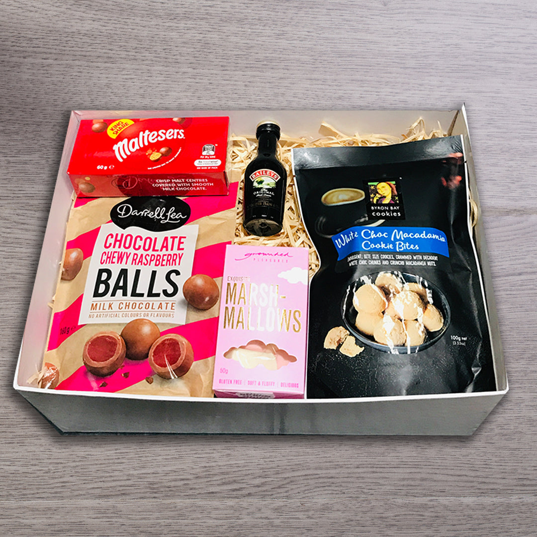 Baileys & Chocolates Christmas Hamper