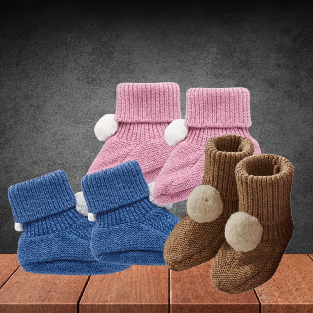 Pure Baby Pom Pom Booties