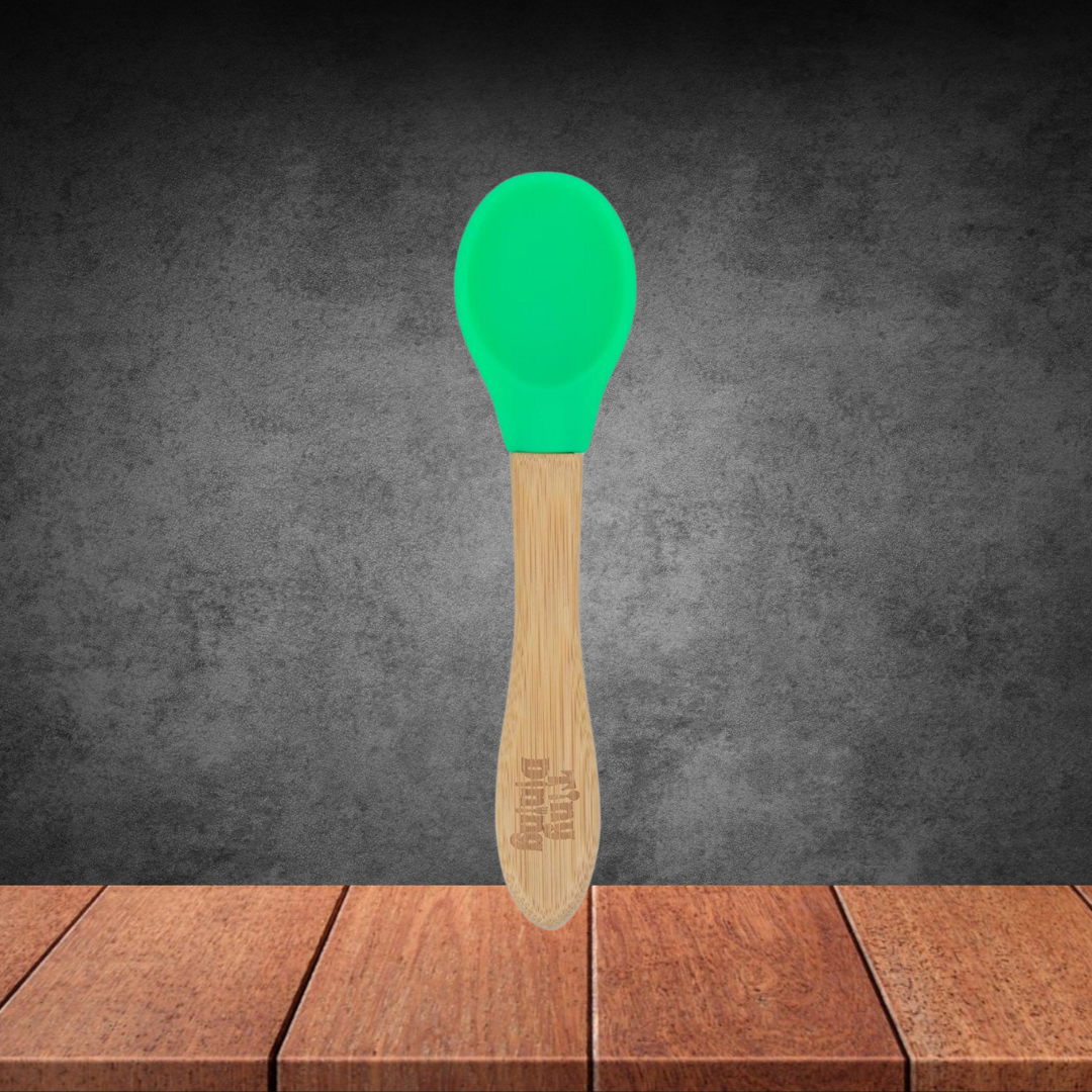 Tiny Dining Green Bamboo Spoon