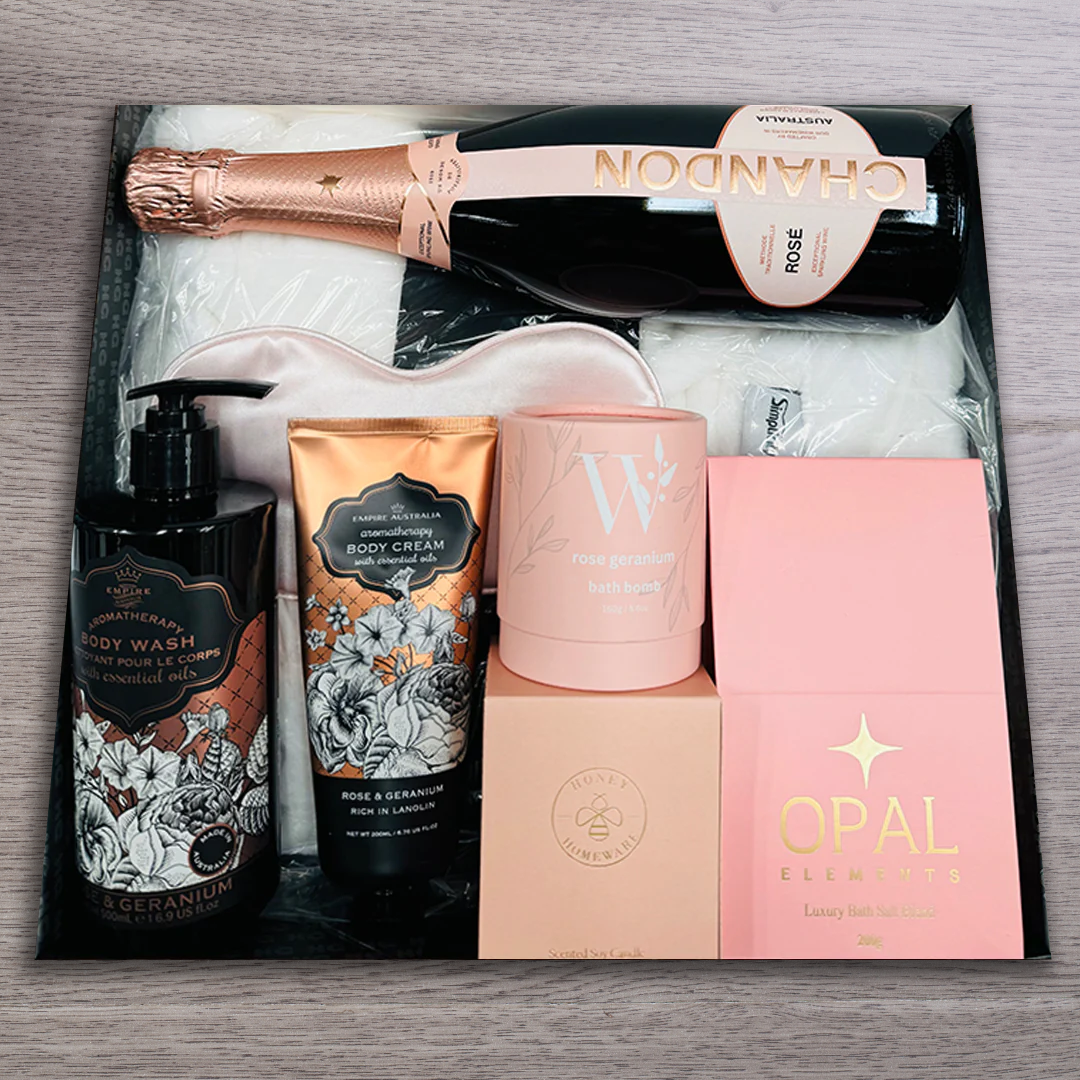 Champagne & Pamper Hamper box For Her