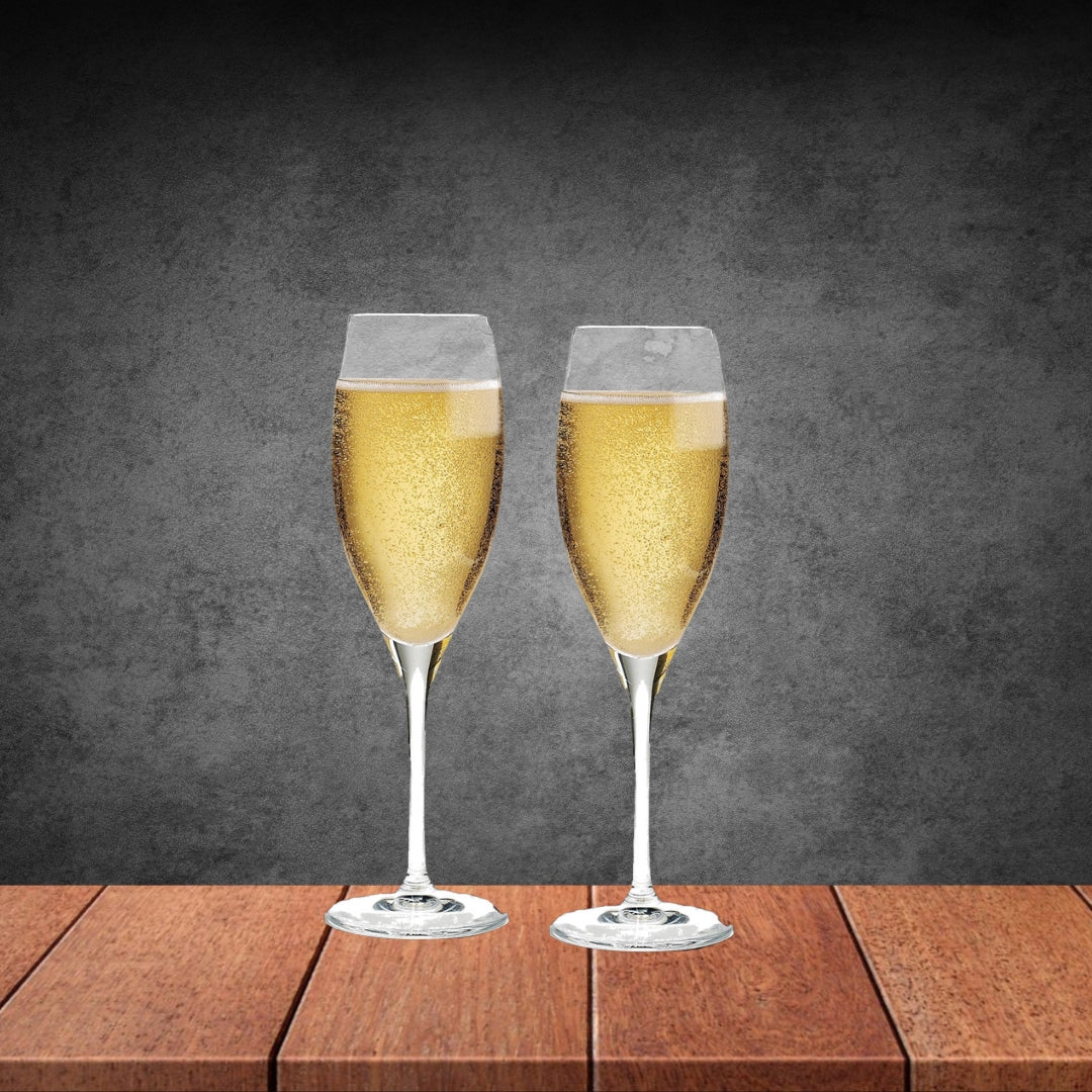 2 Moët & Chandon Champagne Glass