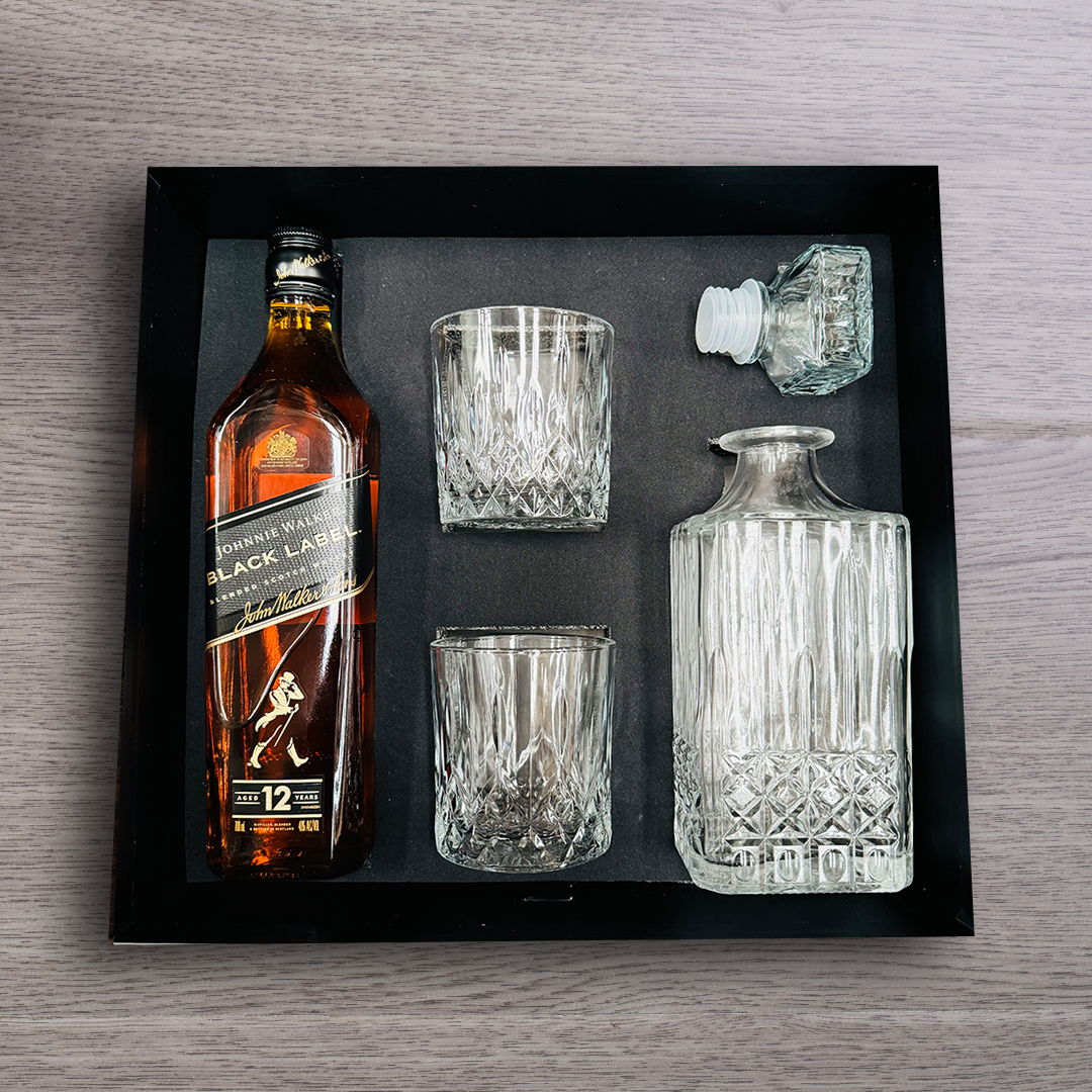 Melbourne Whiskey Decanter Hamper Box